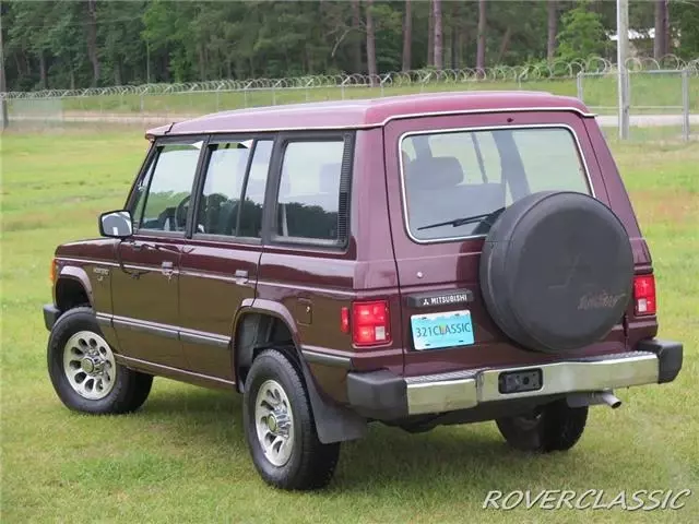 1991 MITSUBISHI MONTERO, Maroon with 79838 Miles available now! 1991 MITSUBISHI Montero RS