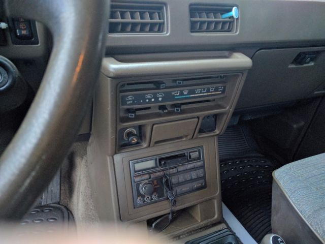 1991 Mitsubishi Montero RS - photo 12