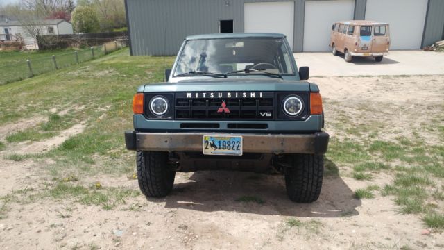 1991 Mitsubishi Montero RS - photo 11