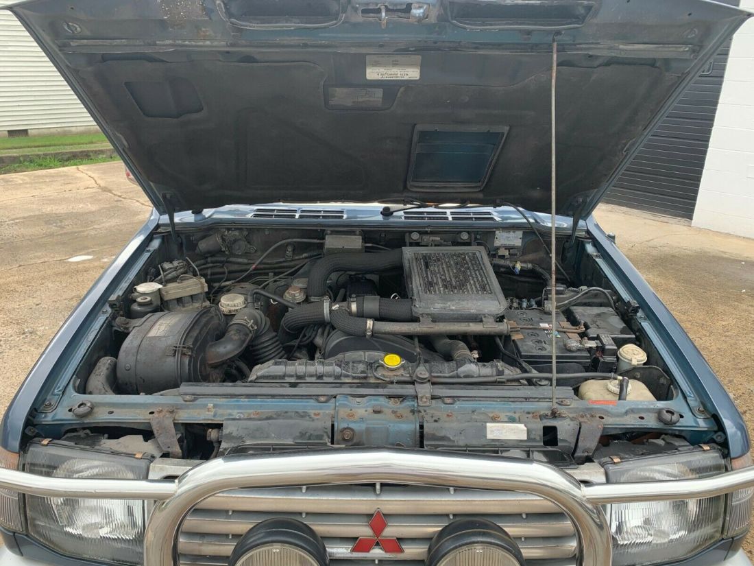 1991 Mitsubishi Pajero High Roof - photo 12