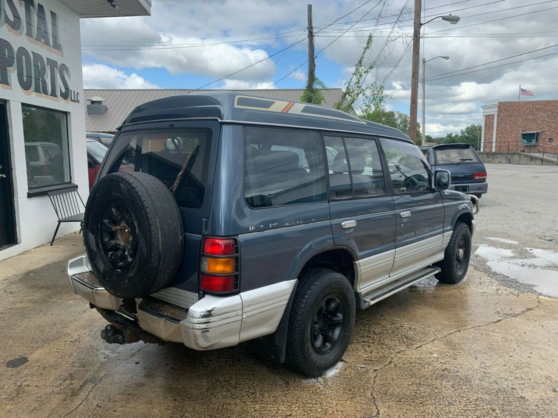 1991 Mitsubishi Pajero High Roof - photo 6