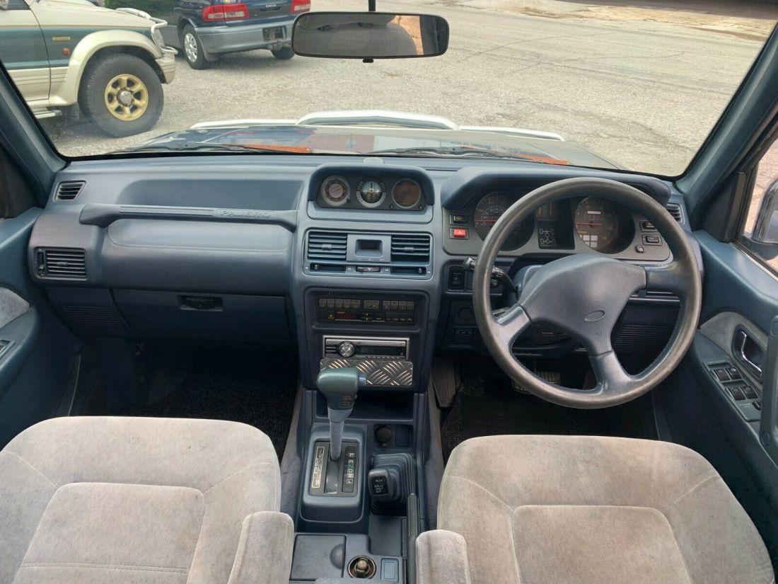 1991 Mitsubishi Pajero High Roof - photo 7