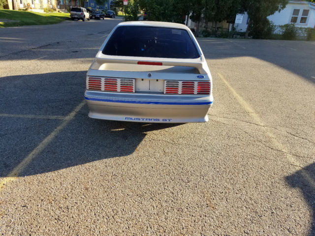 1991 Ford Mustang GT - photo 9
