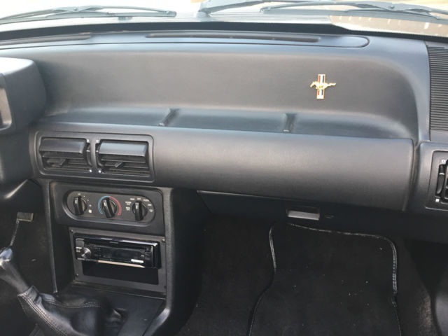 1991 Ford Mustang LX - photo 11