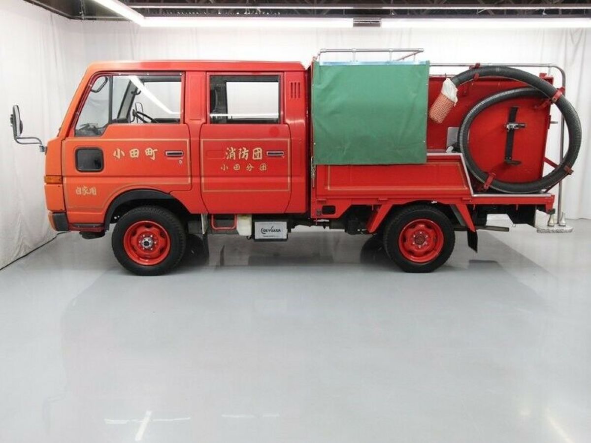 1991 Nissan Other Pickups Firetruck - photo 4