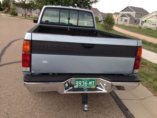 1991 Nissan Other Base Extended Cab Pickup 2-Door - photo 10
