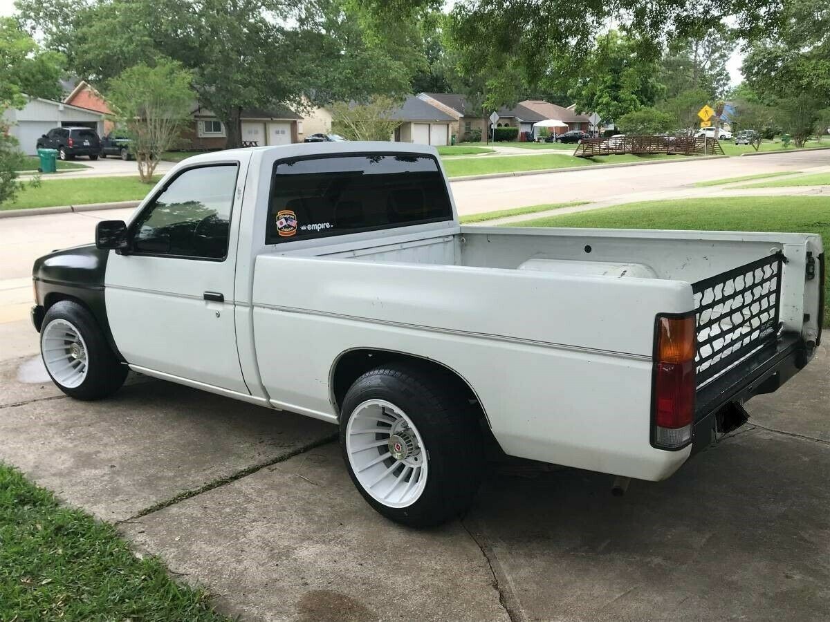 1991 Nissan Other Pickups SHORT WHEELBASE - photo 4
