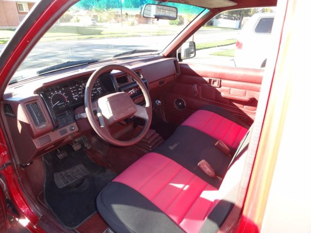1991 Nissan D21 Base Standard Cab Pickup 2-Door - photo 4