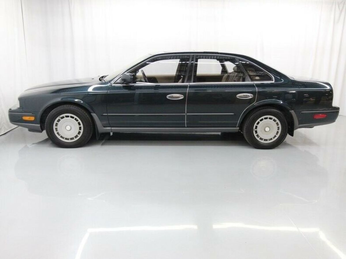 1991 Nissan Infiniti Q45 - photo 4