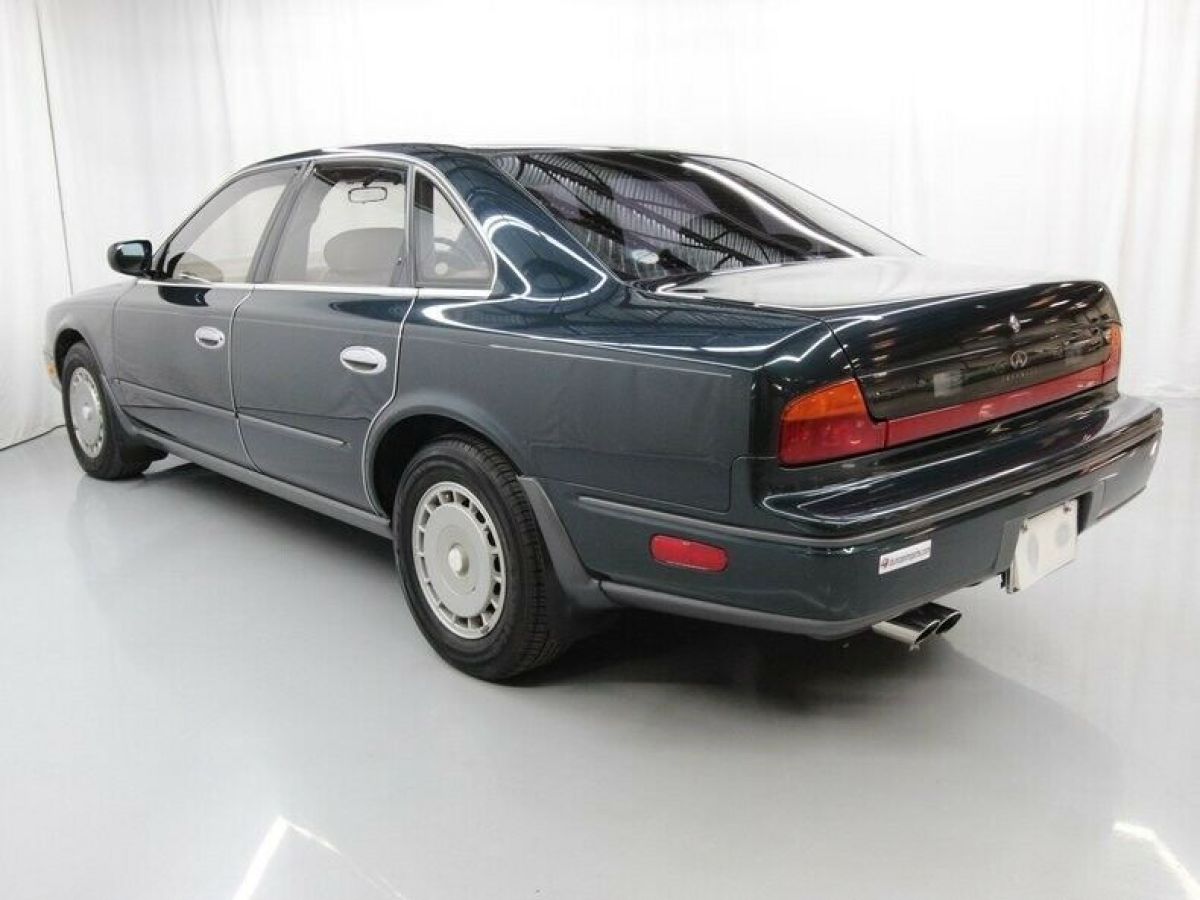1991 Nissan Infiniti Q45 - photo 5