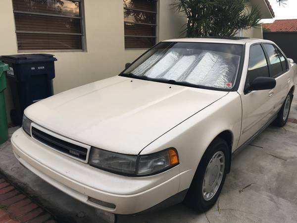 1991 Nissan Maxima SE - photo 2