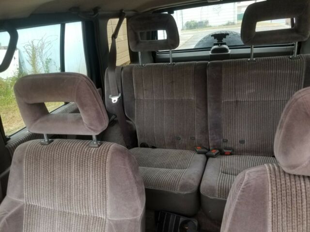 1991 Nissan Pathfinder SE - photo 9