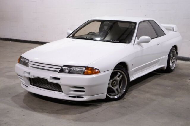 1991 Nissan Skyline GTR 42568 Miles White RB26DETT 5 speed Manual Twin Turbo 2.6 1991 Nissan GT-R