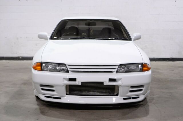 1991 Nissan GT-R - photo 2