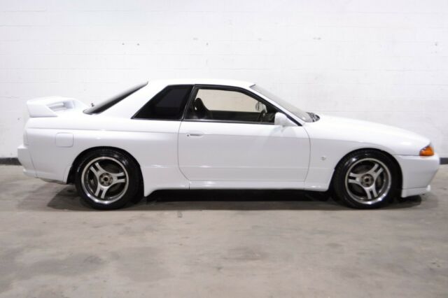 1991 Nissan GT-R - photo 4