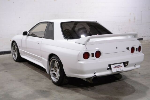 1991 Nissan GT-R - photo 7