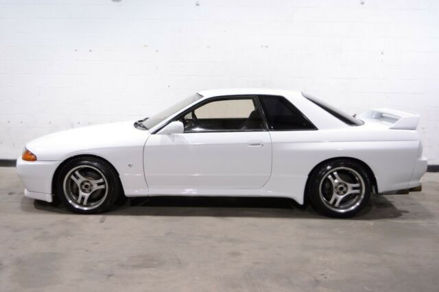 1991 Nissan GT-R - photo 8