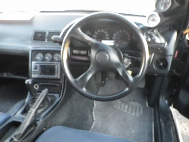 1991 Nissan GT-R - photo 11