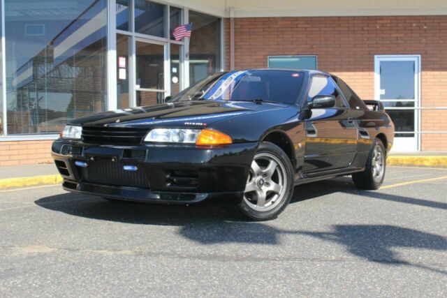 1991 Nissan Skyline GTR R32 RB26DET RHD AWD 1991 Nissan GT-R