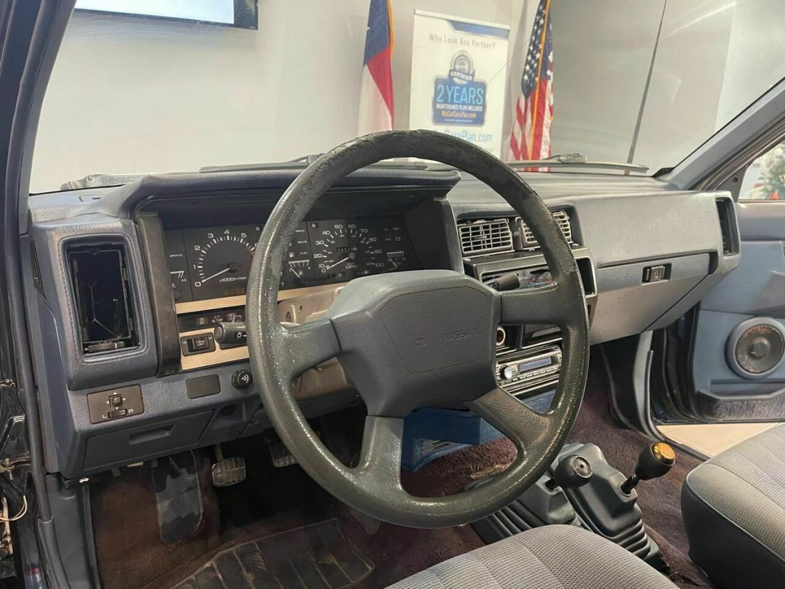 1991 Nissan Other Pickups SE V6 2dr 4WD Extended Cab SB - photo 12