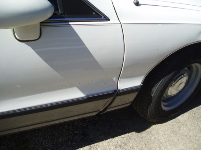 1991 Oldsmobile Custom Cruiser - photo 9