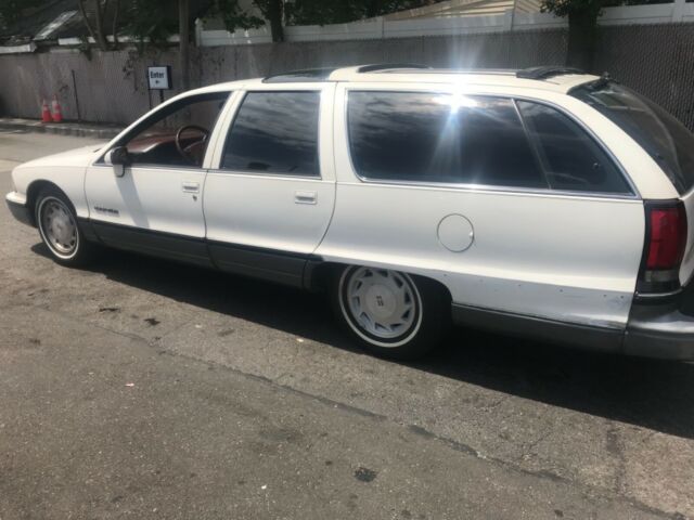 1991 Oldsmobile Custom Cruiser LTD - photo 3