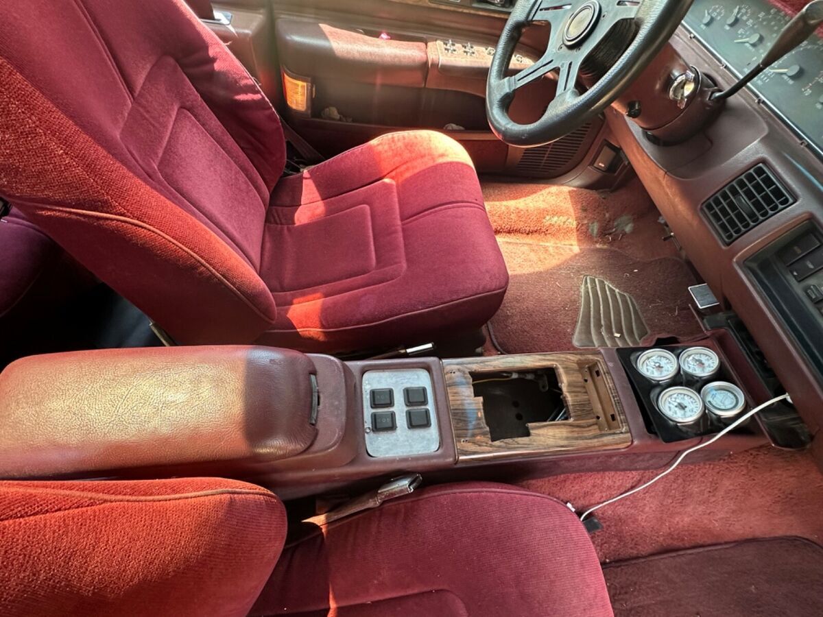 1991 Oldsmobile Custom Cruiser - photo 12