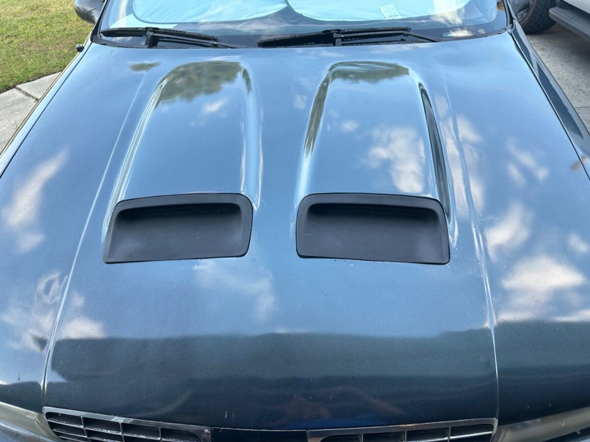1991 Oldsmobile Custom Cruiser - photo 2