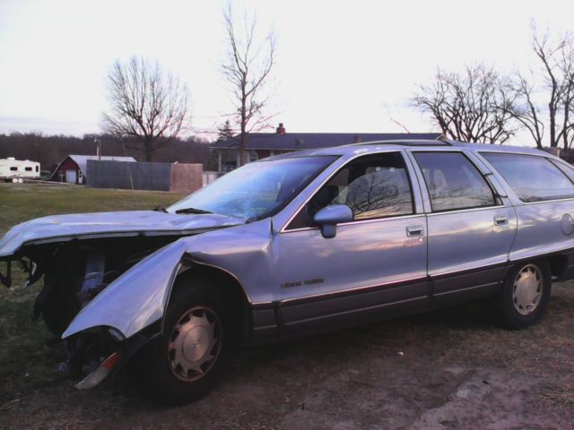 1991 Oldsmobile Custom Cruiser - photo 3