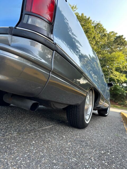 1991 Oldsmobile Custom Cruiser - photo 9