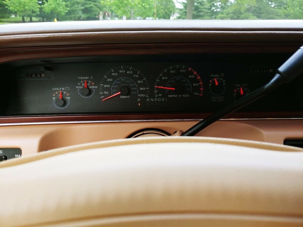1991 Oldsmobile Custom Cruiser - photo 13