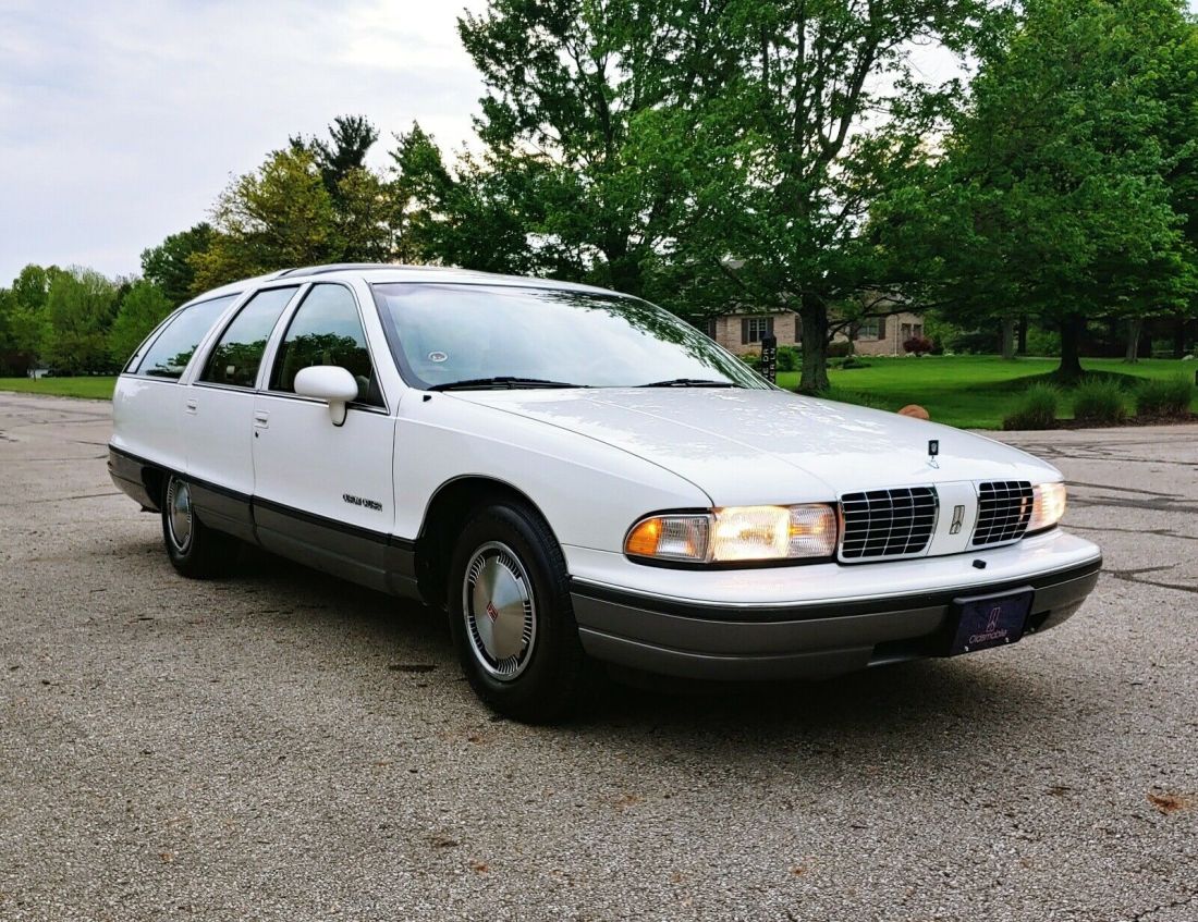 1991 Oldsmobile Custom Cruiser - photo 2