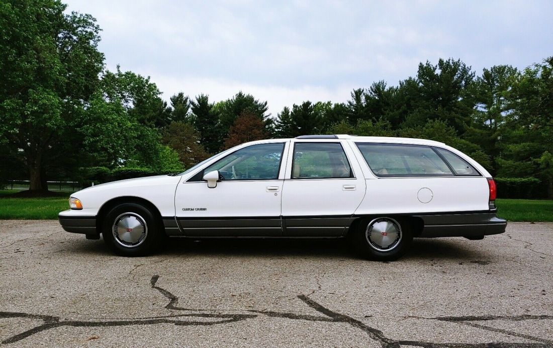 1991 Oldsmobile Custom Cruiser - photo 3