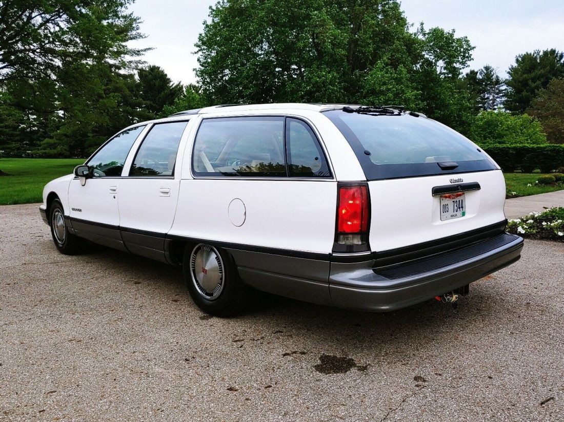 1991 Oldsmobile Custom Cruiser - photo 8