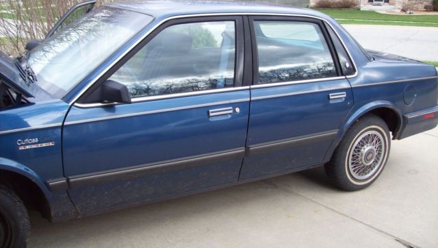 1991 Oldsmobile Ciera four door - photo 3