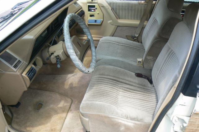 1991 Oldsmobile Cutlass Cruiser SL - photo 9