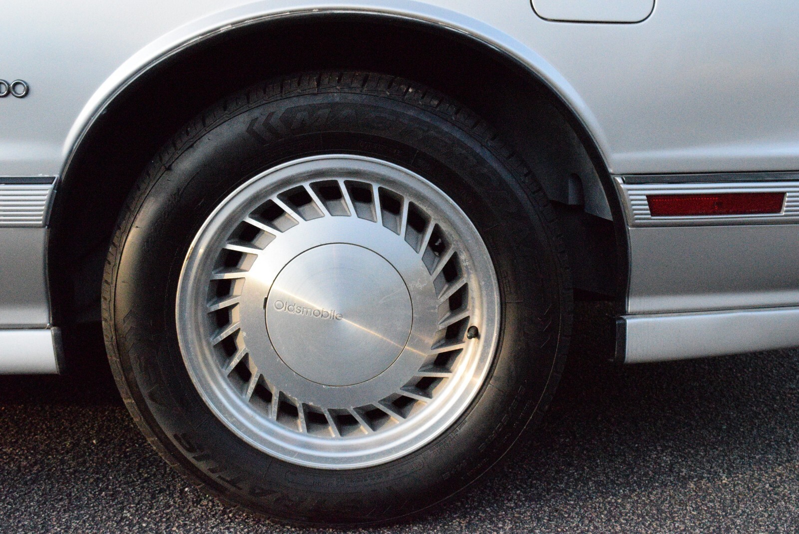1991 Oldsmobile Toronado Trofeo - photo 12