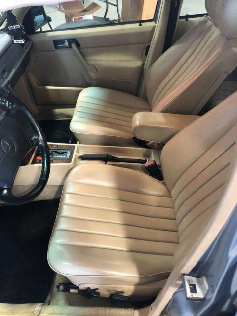 1991 Mercedes-Benz 190-Series - photo 5
