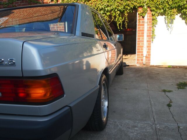 1991 Mercedes-Benz 190-Series - photo 6
