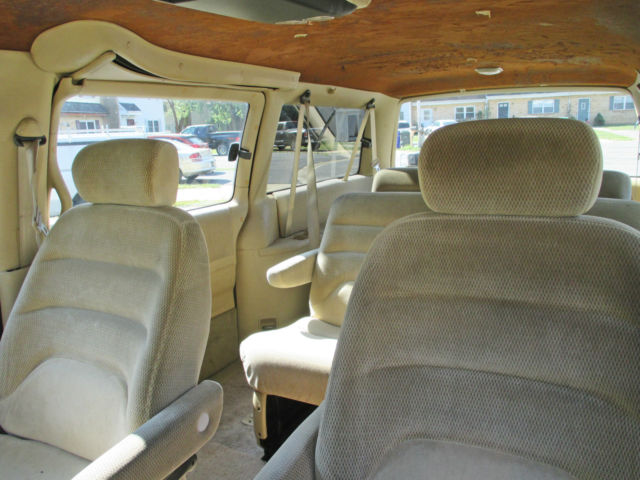 1991 Plymouth Grand Voyager - photo 13