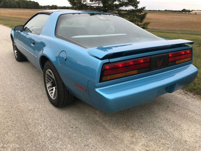 1991 Pontiac Firebird - photo 2