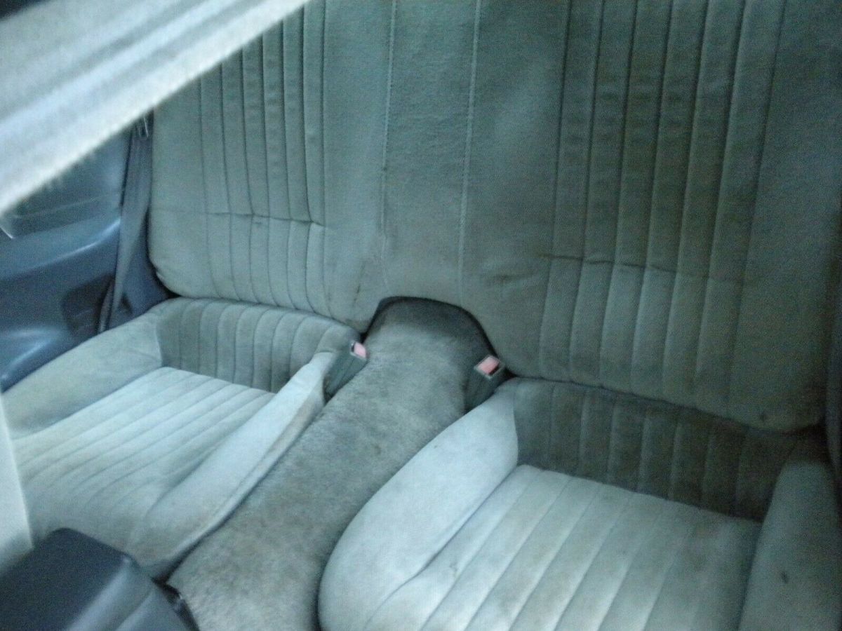 1991 Pontiac Firebird 2dr - photo 10