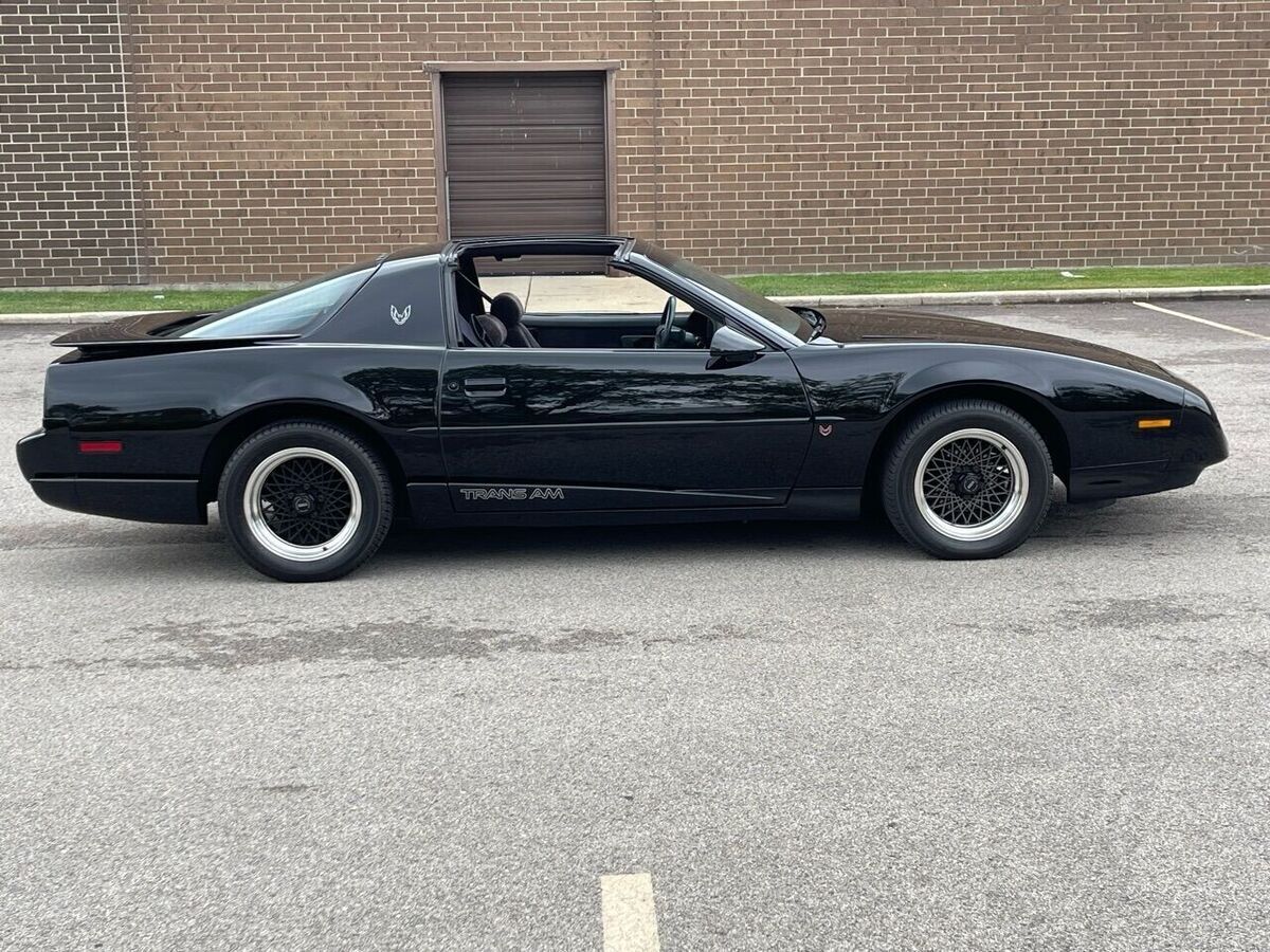 1991 Pontiac Firebird BLACK ON BLACK!! - photo 6