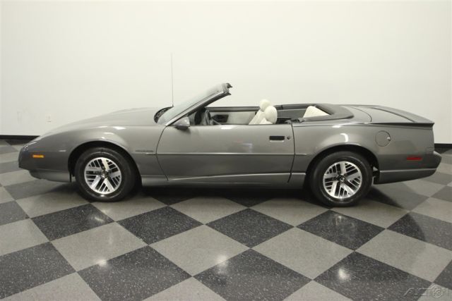 1991 Pontiac Firebird Convertible - photo 2