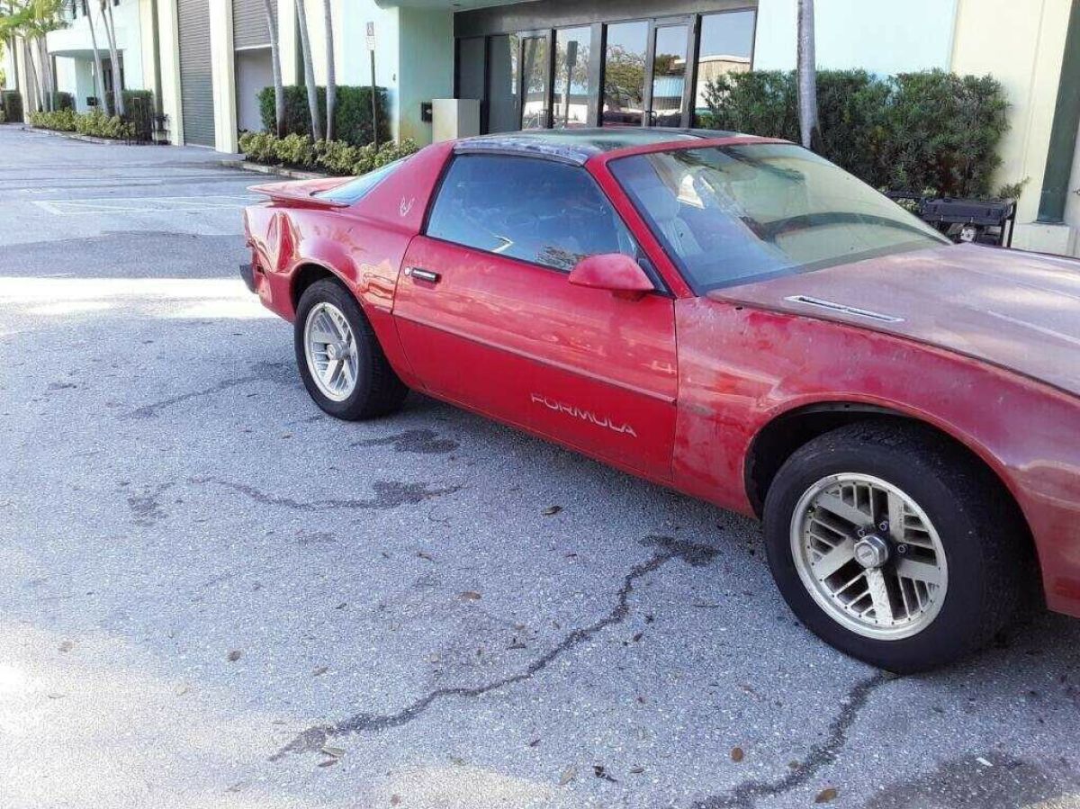 1991 Pontiac Firebird BASE