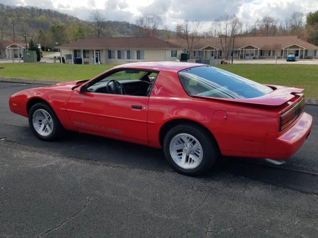 1991 Pontiac Firebird Formula - photo 2