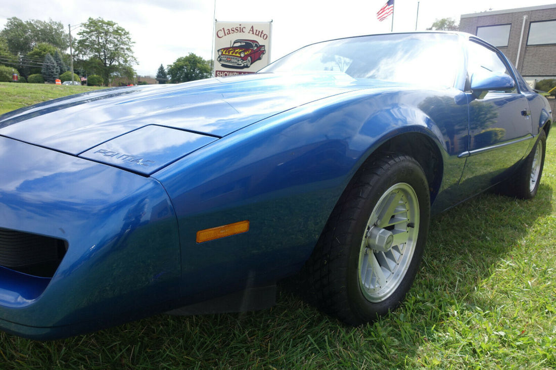 1991 Pontiac Firebird - photo 12