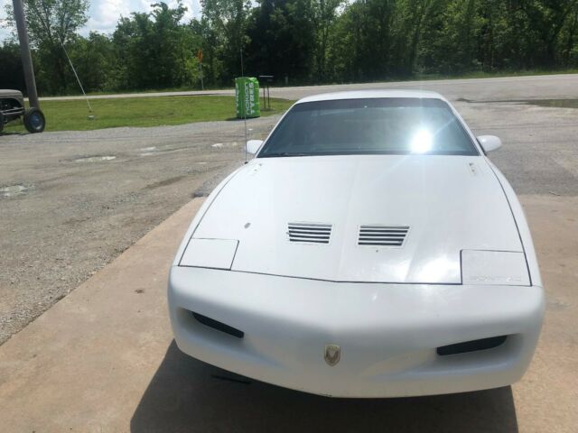 1991 Pontiac Firebird GTA - photo 2
