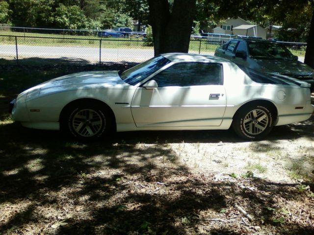 1991 Pontiac Firebird - photo 2