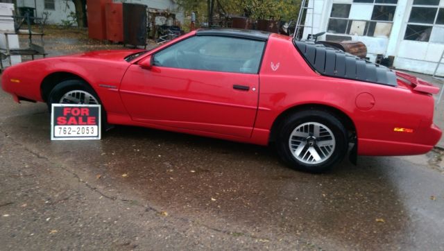 1991 Pontiac Firebird, T Tops with bags, Pirelli tires, 146k miles, third owner 1991 Pontiac Firebird